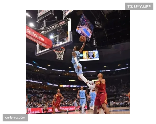 在孟菲斯高中篮球赛现场，NBA总裁试水新型移动端直转播技术